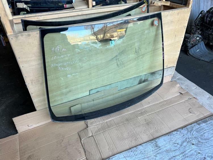 Лобовое стекло Тойота Приус в Новочеркасске 236521